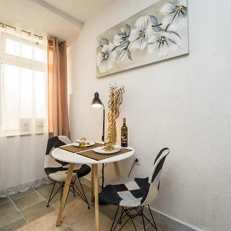 Evita Apartment *